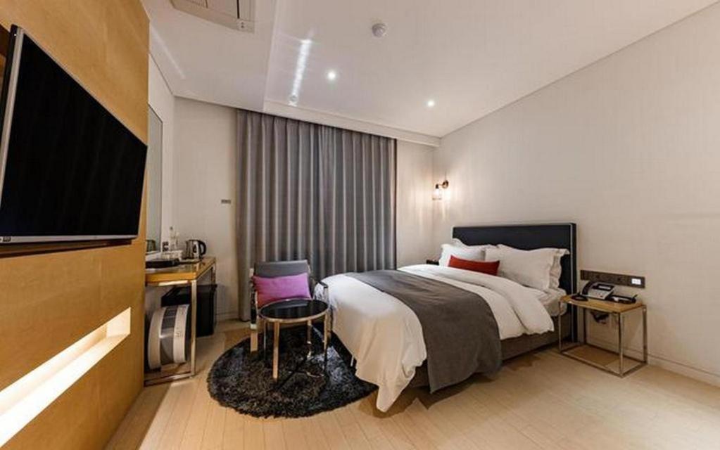 Daejeon Namoo Hotel Exterior photo