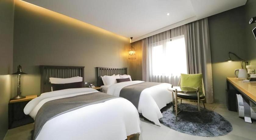 Daejeon Namoo Hotel Exterior photo