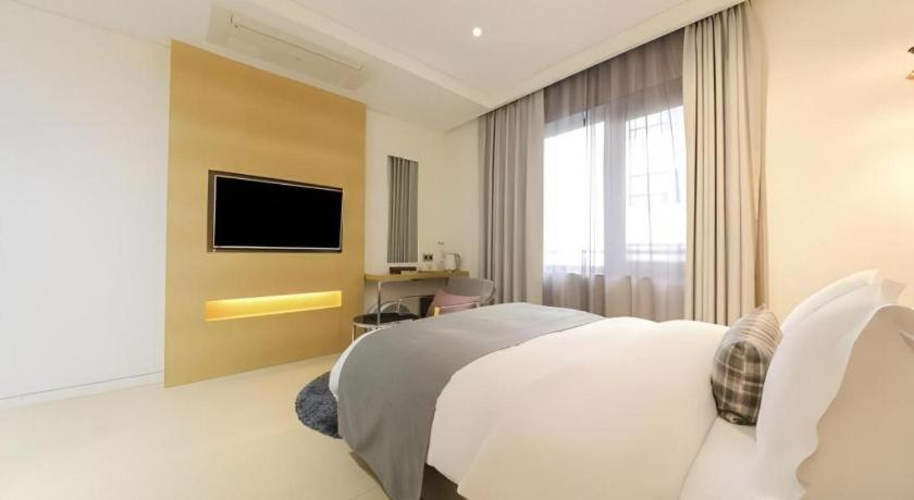 Daejeon Namoo Hotel Exterior photo